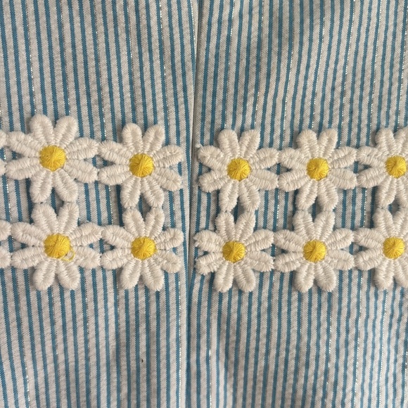 Blue and white striped Lilly Pulitzer dress with daisies size 2 - Picture 5 of 6